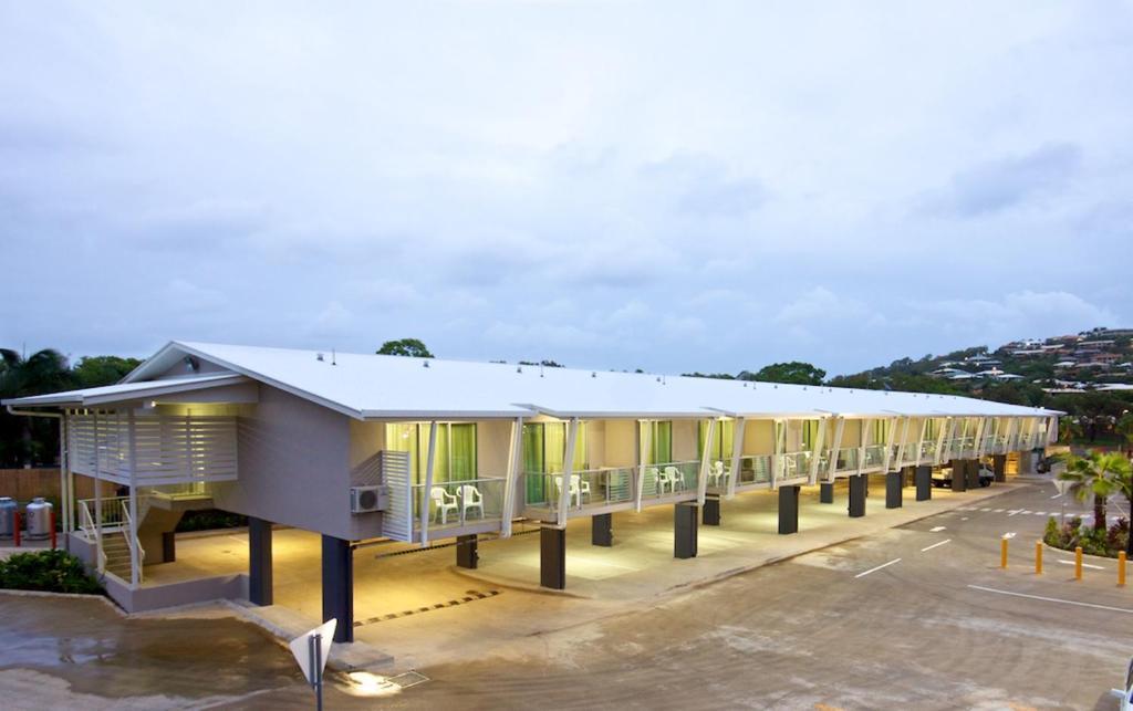 The Coast Motel Yeppoon Exterior photo