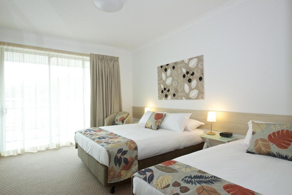 The Coast Motel Yeppoon Room photo