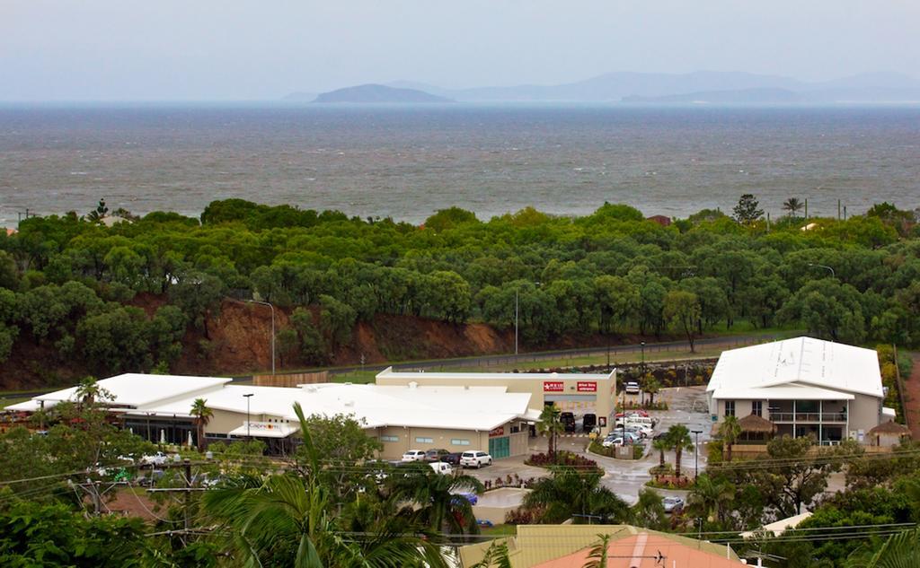 The Coast Motel Yeppoon Exterior photo